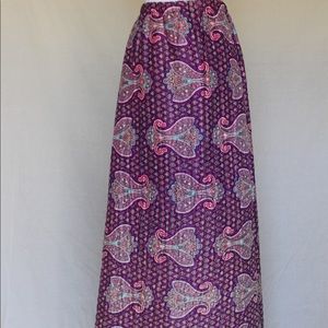 Vintage 1970s Pretty Paisley Quilted Maxi Skirt